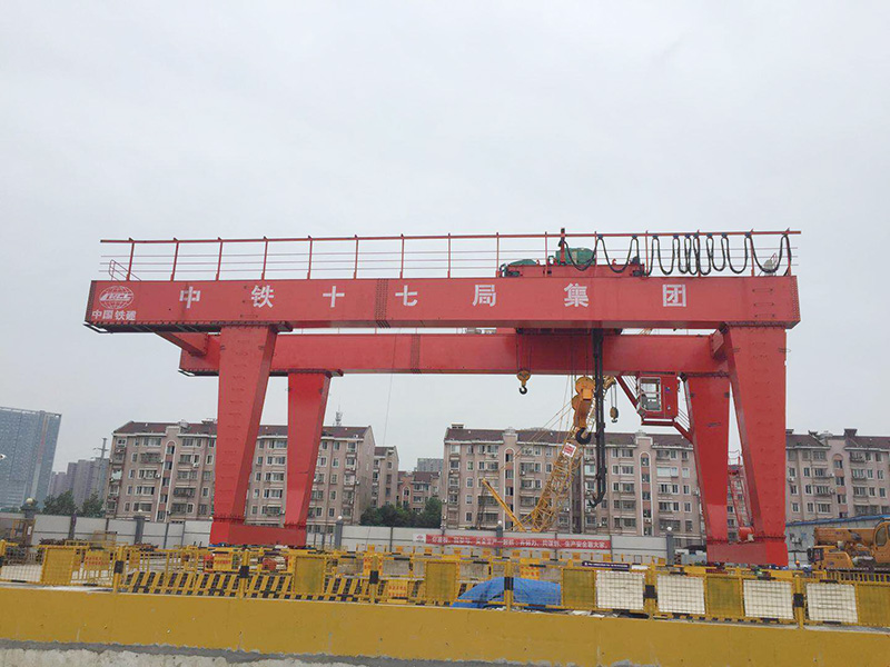 地鐵門(mén)式起重機(jī)